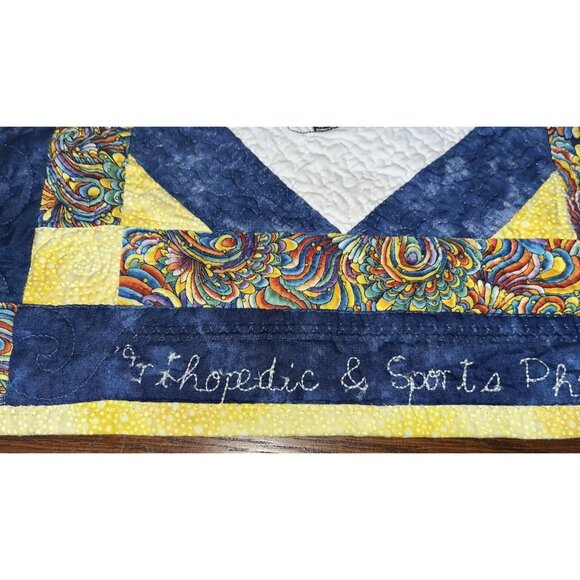 Handmade Quilted Disney Wall Hanging Mickey Minnie Goofy Pluto 21 X 21” READ - Picture 9 of 13